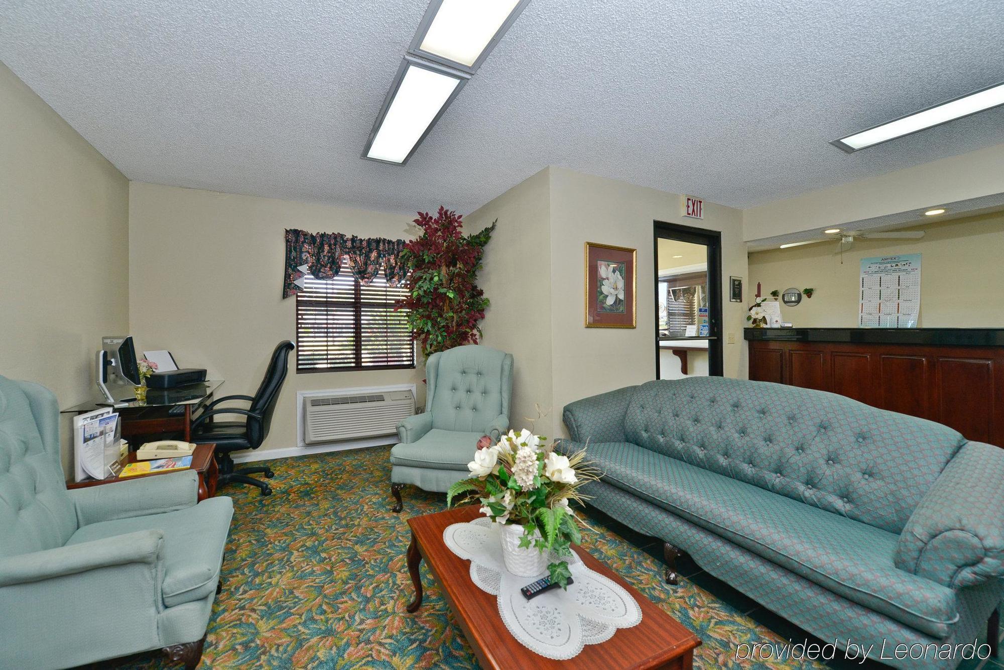 Americas Best Value Inn Hazlehurst Interior photo